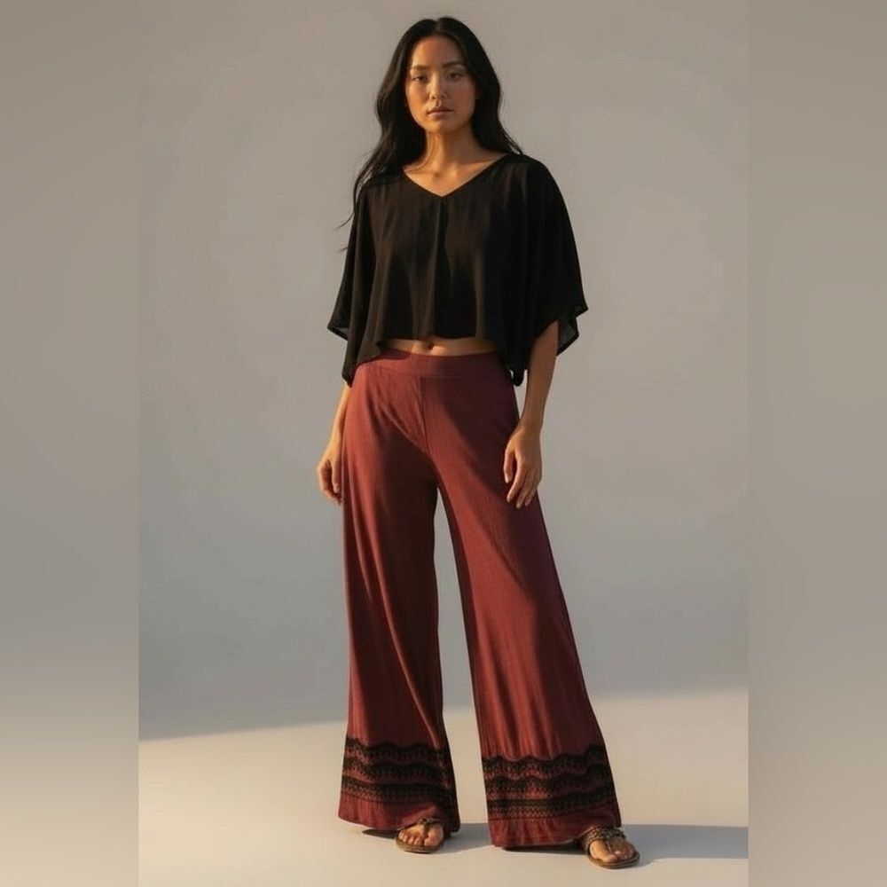 POL Black and Burgundy Wide Leg Pants